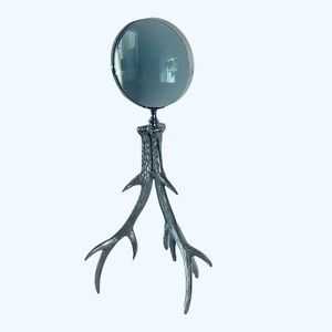 Magnifying Glass with 3 Metal Silver Antlers Stand Home Decor 19” Tall